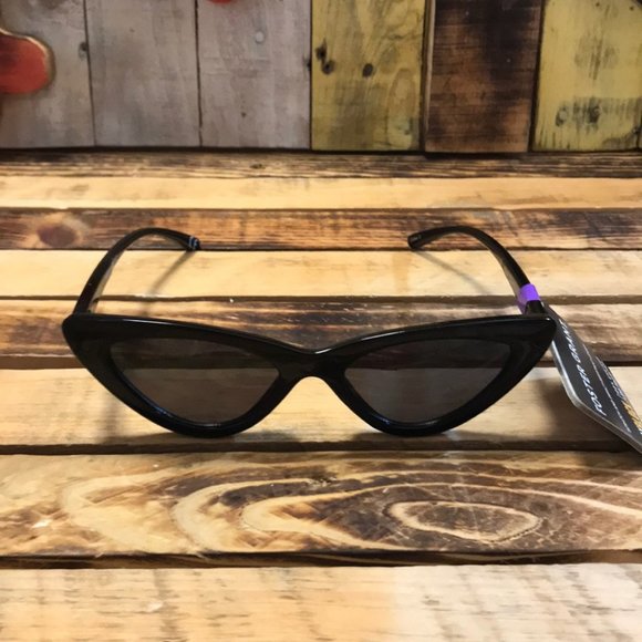 Foster Grant Accessories - Women’s sunglasses